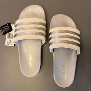 Adidas Women’s Adilette Comfort Slide Sandal - Size 7 NWT